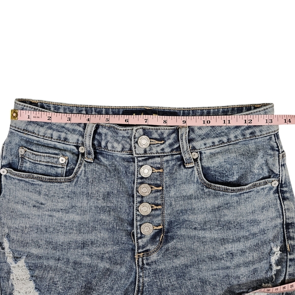 Indigo Rein Cutoff Distressed Jean Shorts, 7/27 - Picture 9 of 12